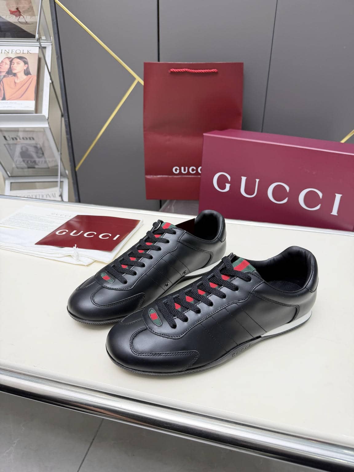 0036 Sneaker